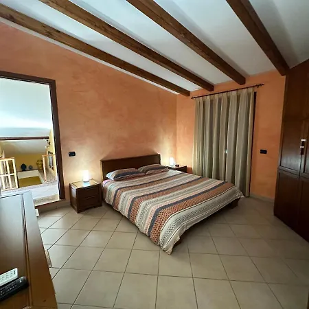 Apartment Chila Aci Catena